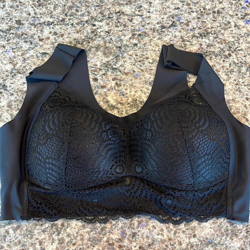 ExSecret - Ultimate Lift Full-Figure Seamless Lace Cut-Out Bra